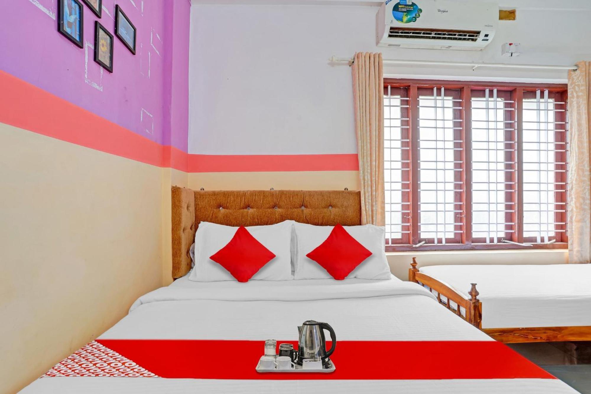 Spot On The New View Regency Hotel Thiruvananthapuram ภายนอก รูปภาพ