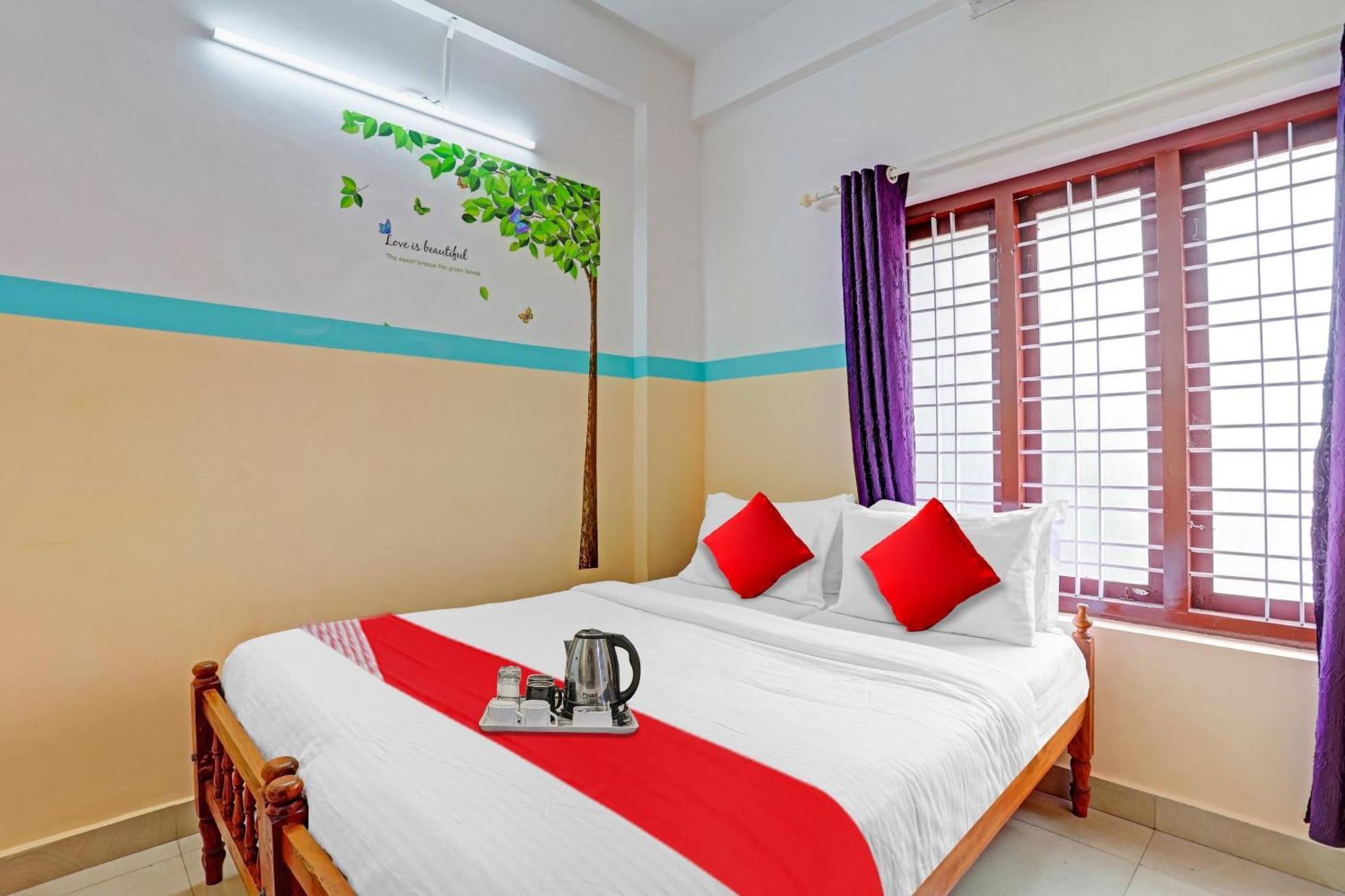 Spot On The New View Regency Hotel Thiruvananthapuram ภายนอก รูปภาพ