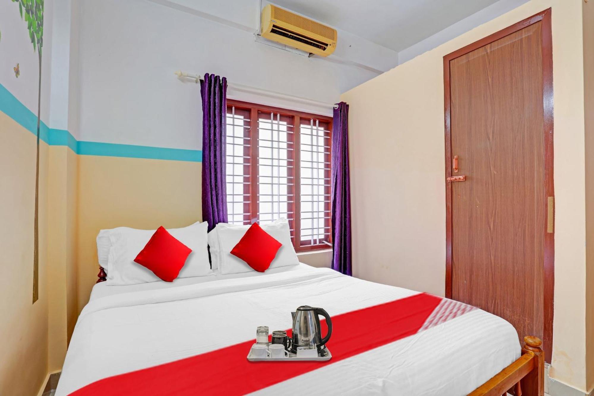 Spot On The New View Regency Hotel Thiruvananthapuram ภายนอก รูปภาพ