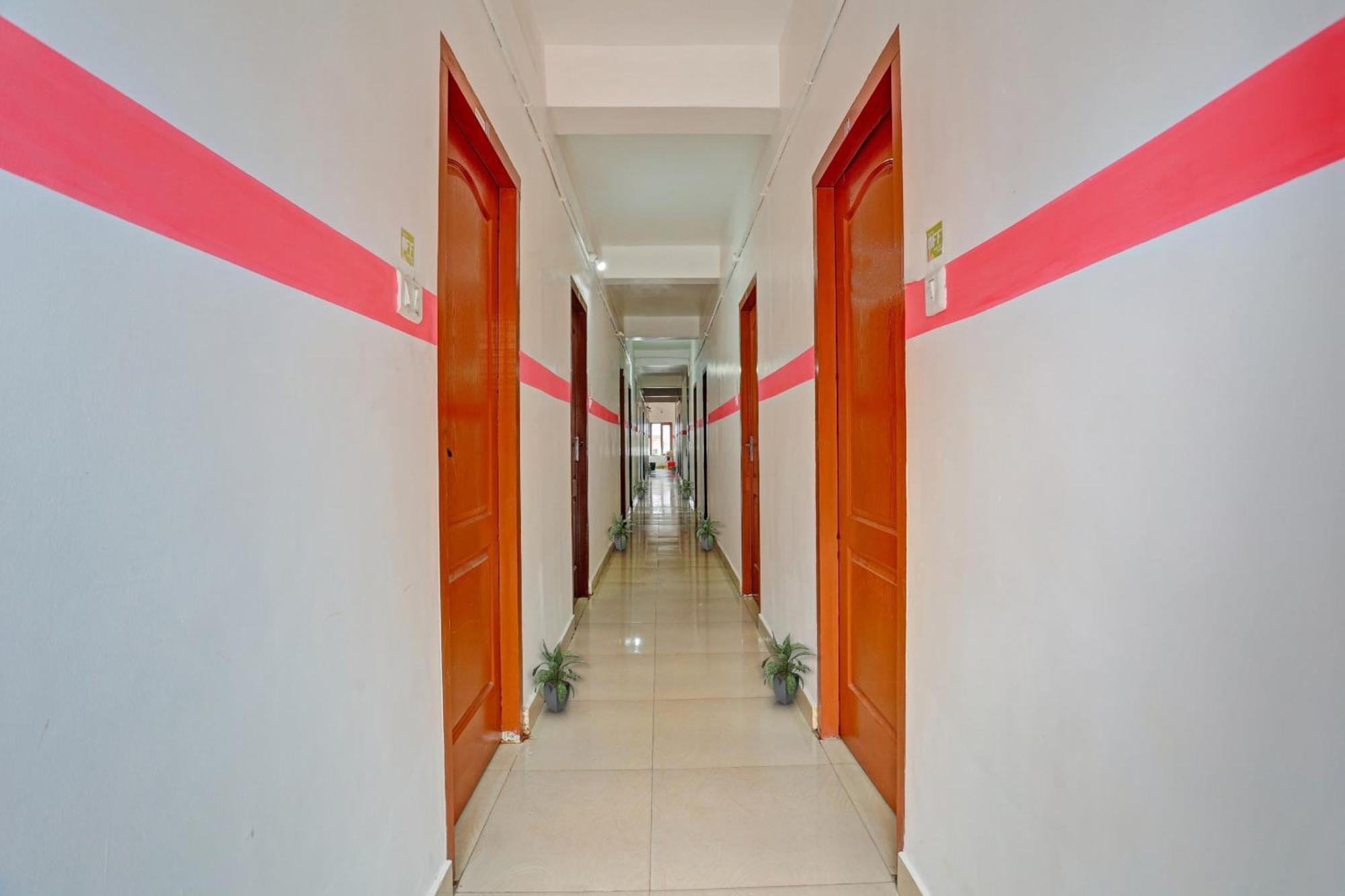 Spot On The New View Regency Hotel Thiruvananthapuram ภายนอก รูปภาพ